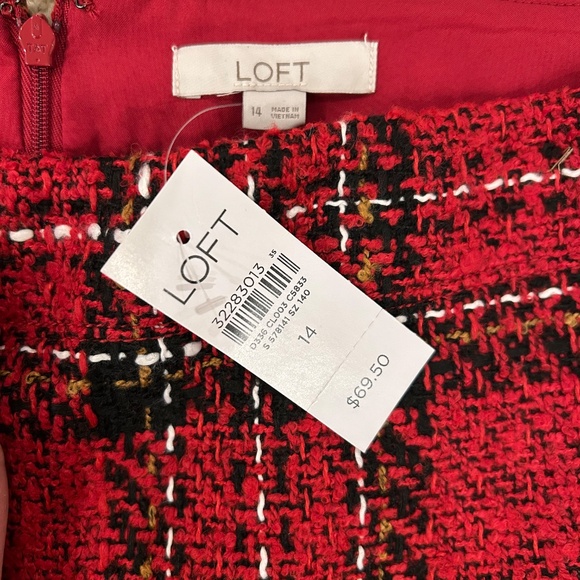 NWT LOFT | Red Plaid Skirt | Size 14 - Picture 3 of 6